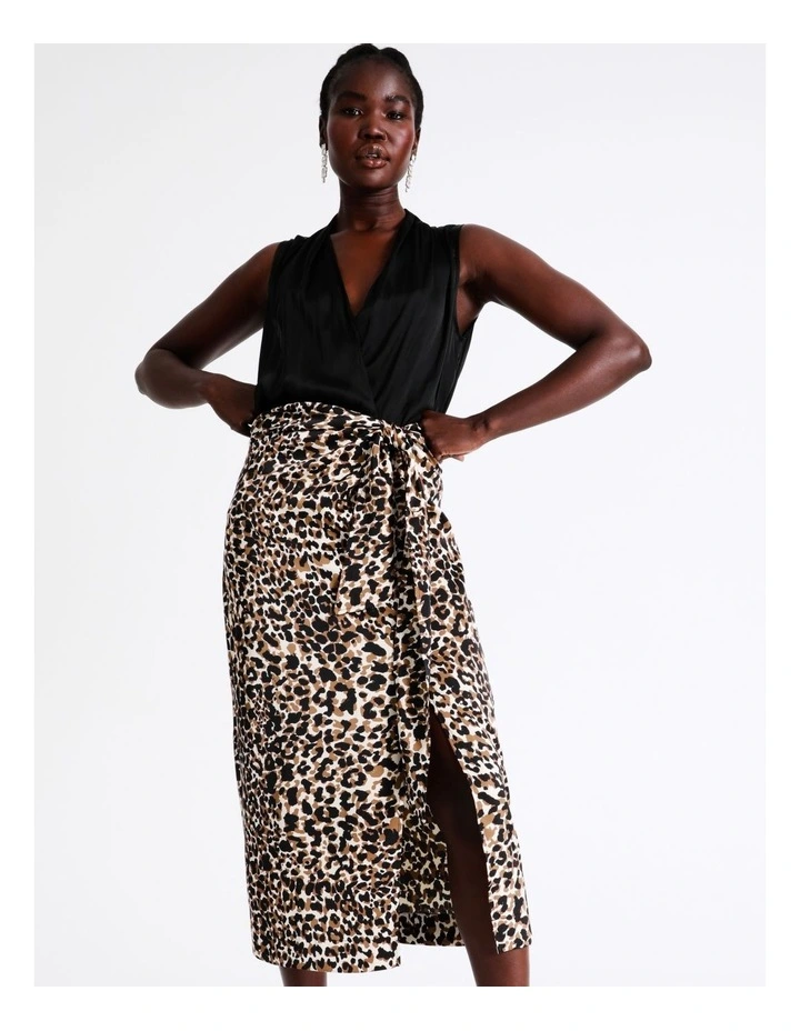 Promo π Wayne Cooper Knot Front Midi π Skirt In Assorted β - Image 4