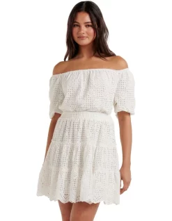 Hot Sale 🔔 Forever New Arabella Broderie Mini 👗 Skirt In White ⭐