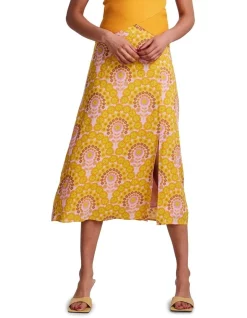 New 🎉 Y.A.S Petal High Waisted Midi 👗 Skirt In Bright White 😀